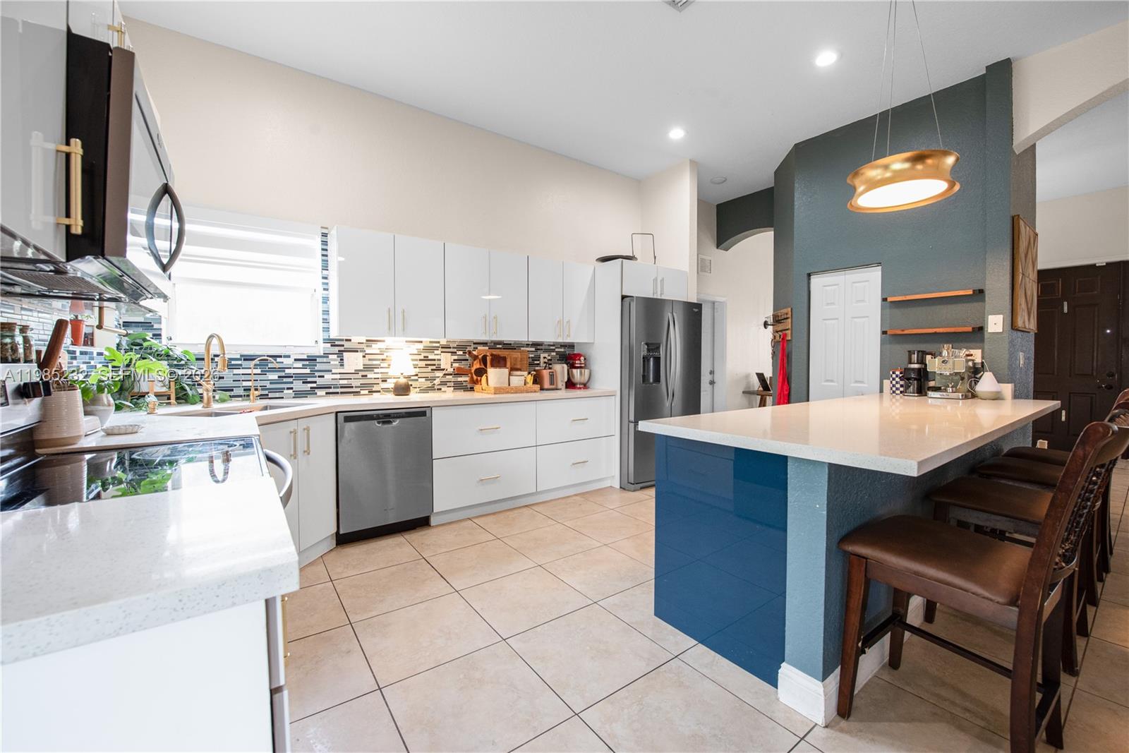 28104 Southwest 165th Court Homestead, FL 33033 - Photo 6 of 37