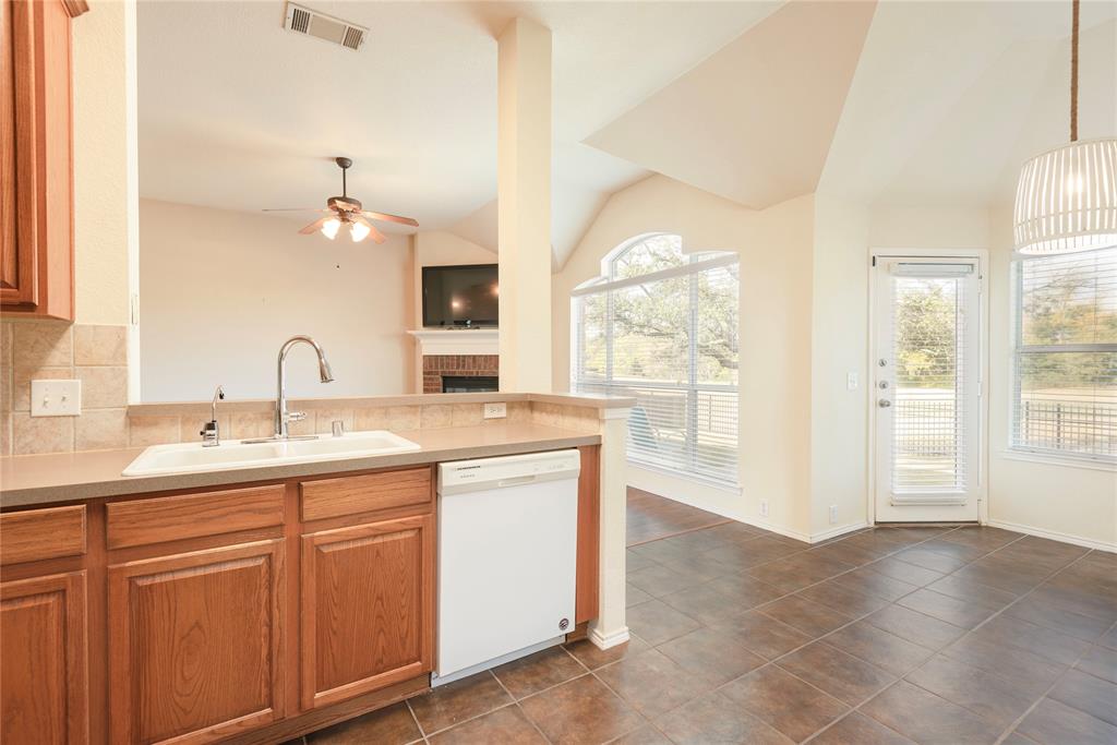 2104 Trinity Lane McKinney, TX 75072 - Photo 15 of 40