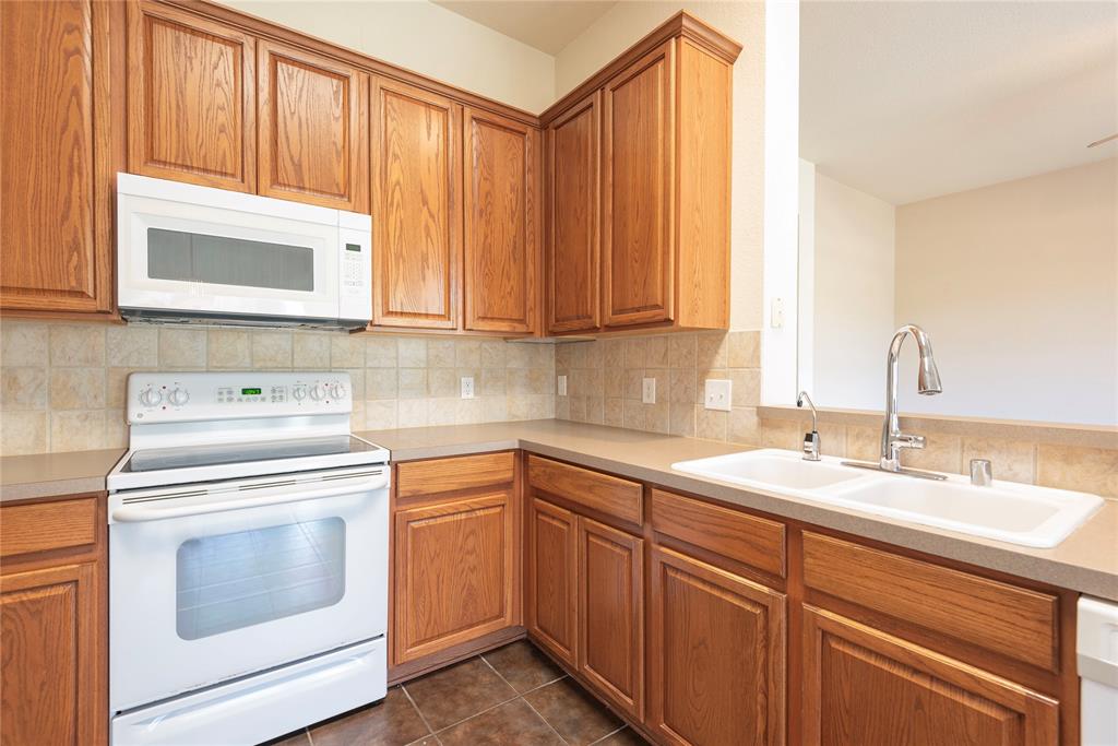 2104 Trinity Lane McKinney, TX 75072 - Photo 16 of 40