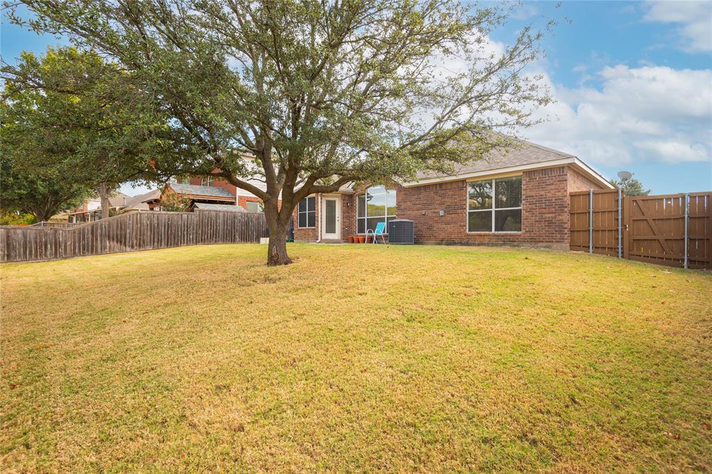 2104 Trinity Lane McKinney, TX 75072 - Photo 29 of 40 LARGE BACKYARD