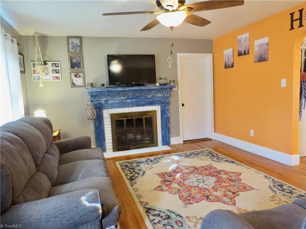 281 Perkinson Road Ruffin, NC 27326 - Photo 8 of 25