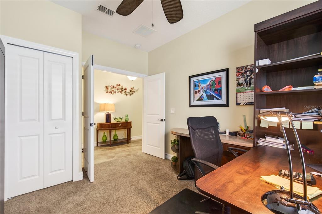 3651 Limestone Street Clermont, FL 34711 - Photo 27 of 41 a workspace with furniture and window