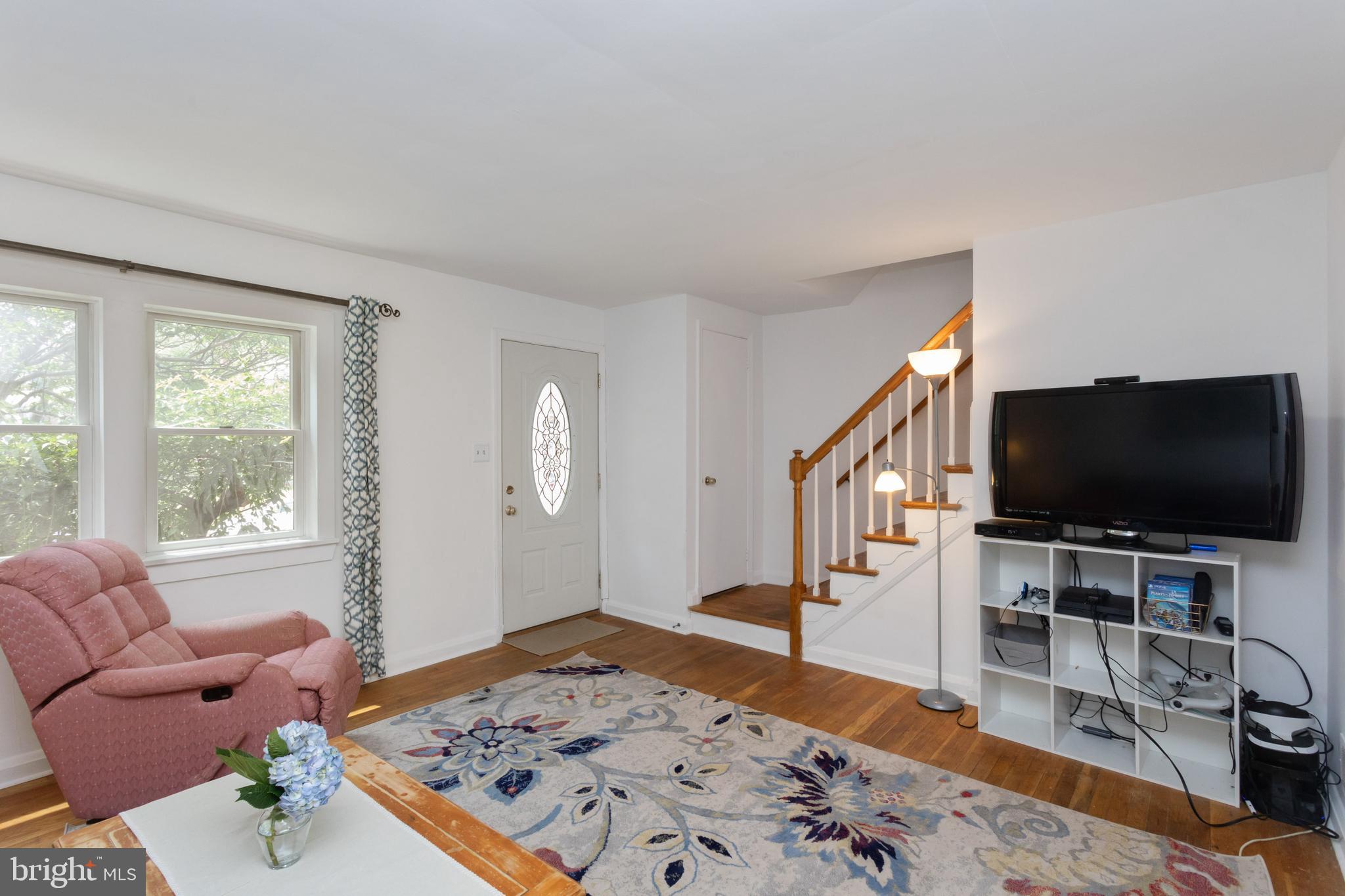 71 Garden Ridge Road Baltimore, MD 21228 - Photo 5 of 41