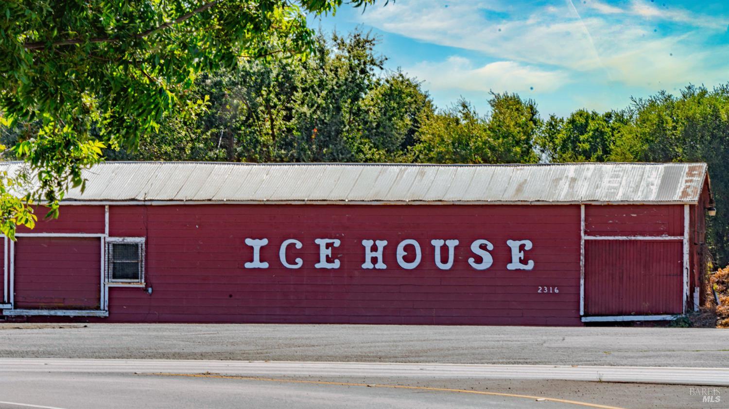 2626 Rockville Road Fairfield, CA 94534 - Photo 16 of 22 a sign that is on the side of a building