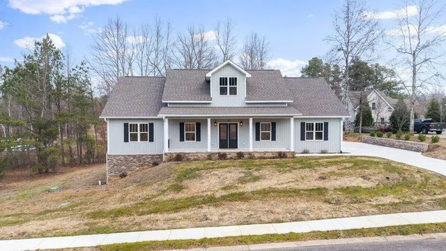 $479,900 | 110 Dakota Drive Northeast, Cleveland, TN 37323