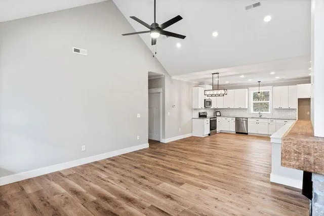 $479,900 | 110 Dakota Drive Northeast, Cleveland, TN 37323