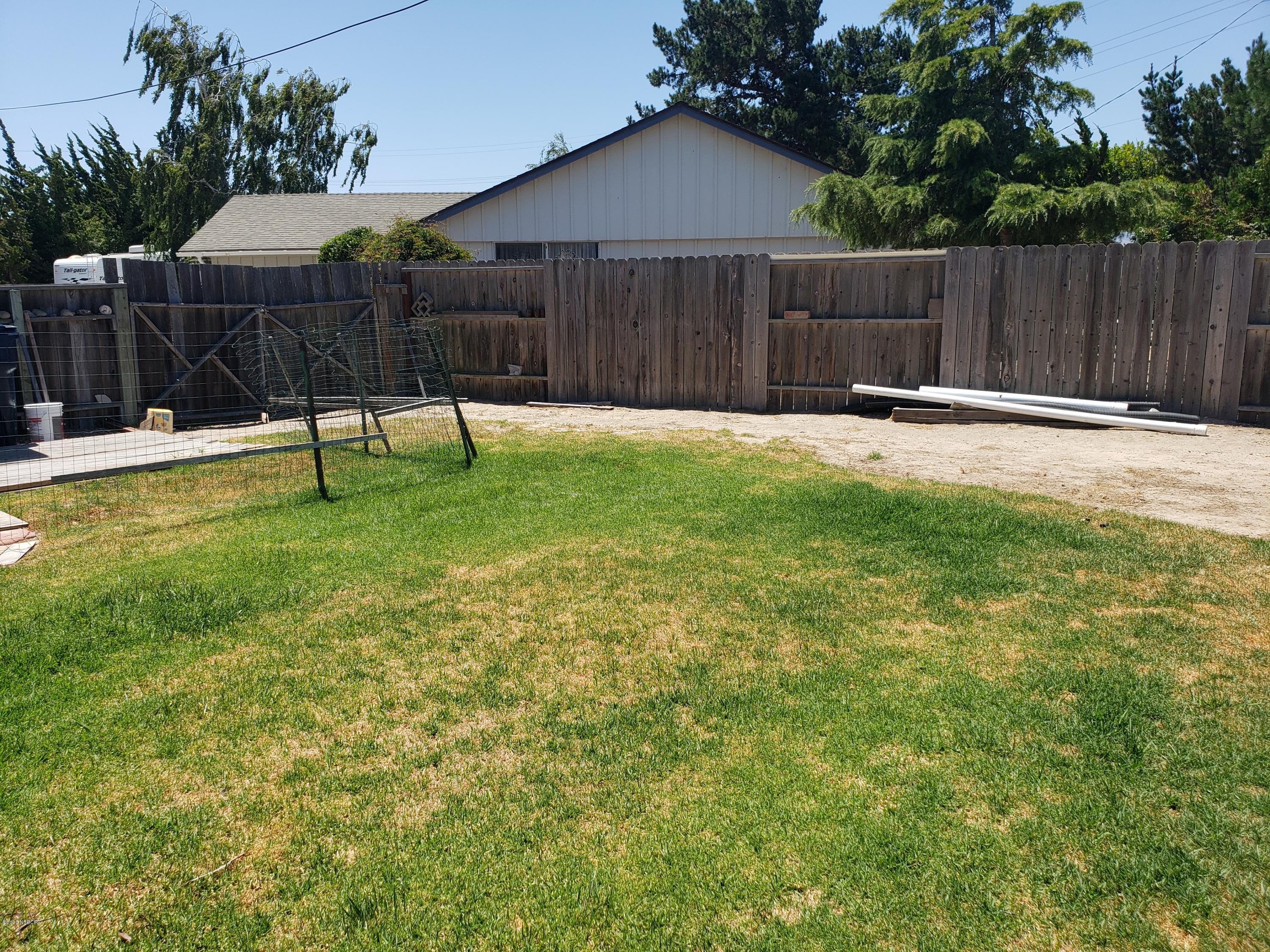 4093 Stardust Road Lompoc, CA 93436 - Photo 12 of 14 Backyard