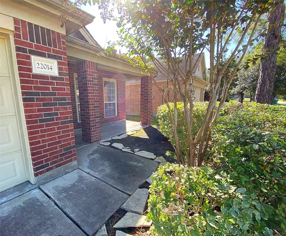 $2,350 | 22014 Gold Leaf Trail, Cypress, TX 77433