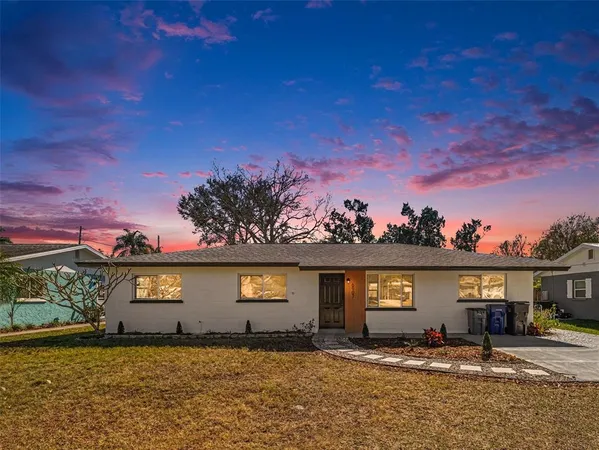 $598,000 | 6907 11th Avenue Northwest, Bradenton, FL 34209