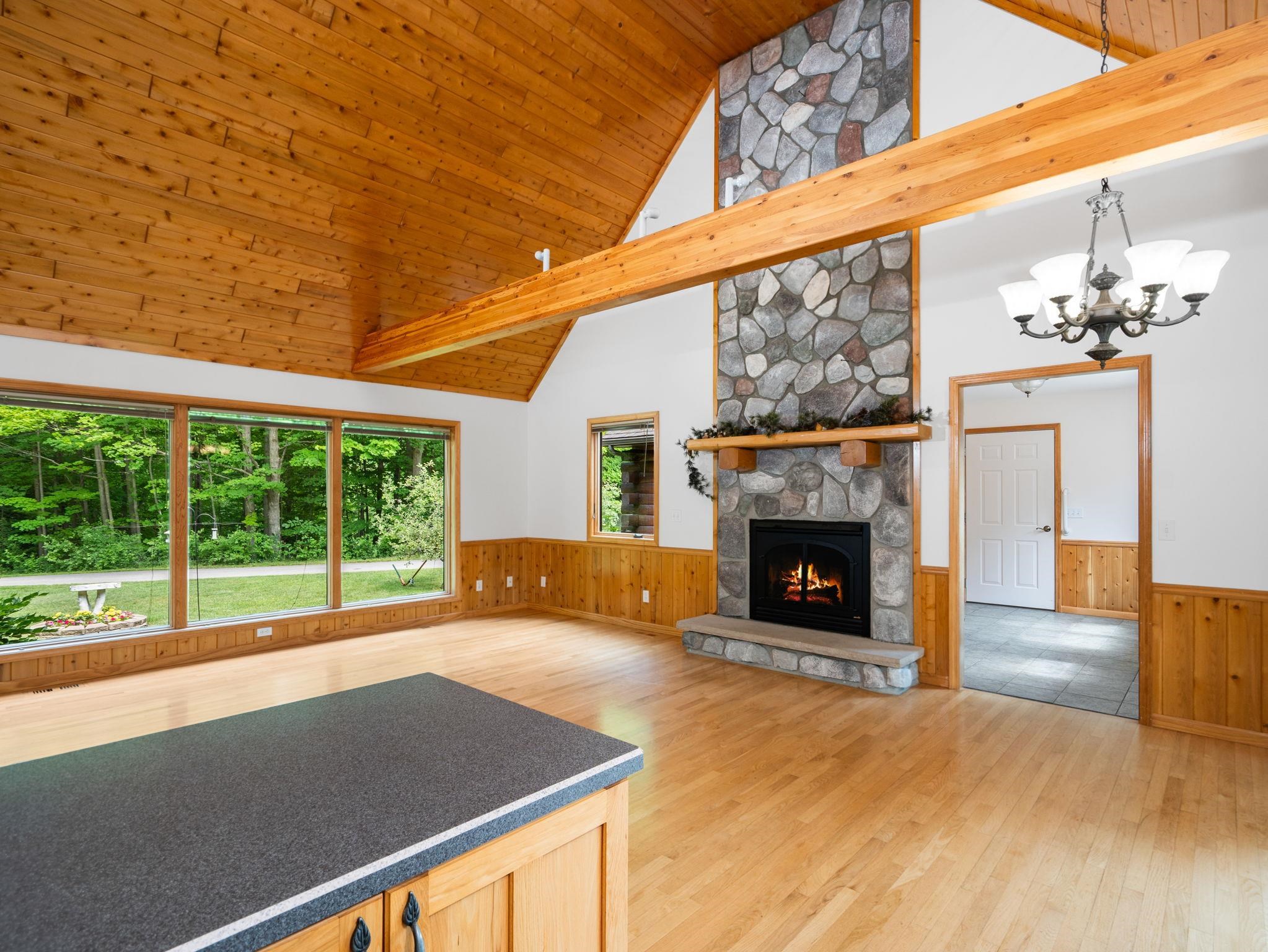 7277 Lautner Road Williamsburg, MI 49690 - Photo 15 of 45 Gallery Image 15
