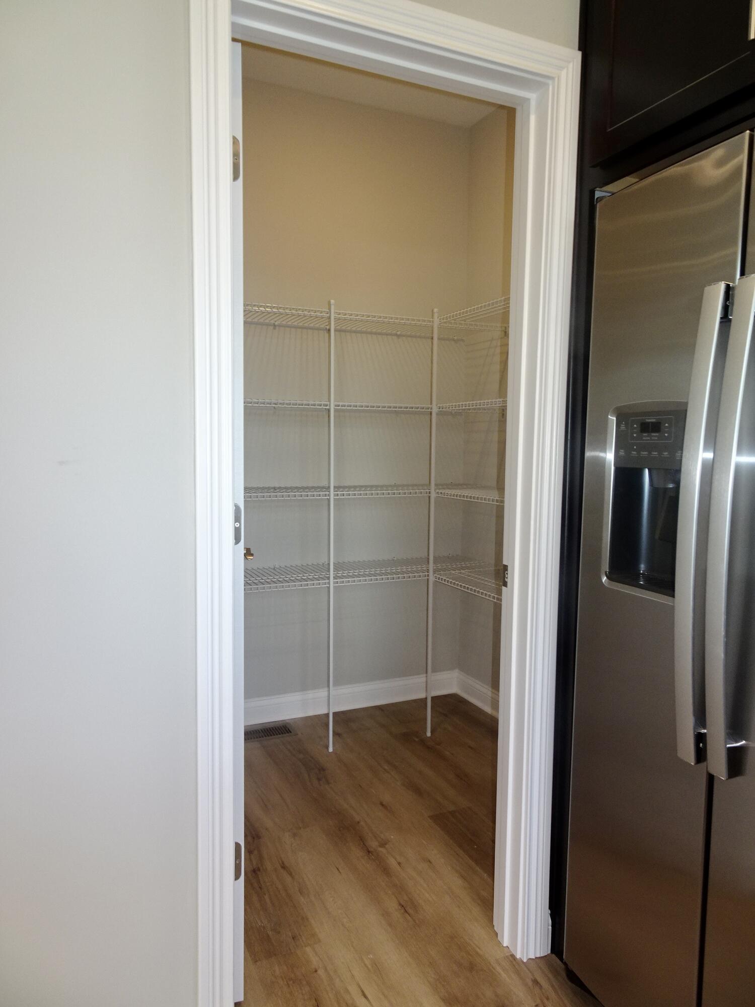 1308 Greendale Road Lexington, KY 40511 - Photo 9 of 26 DSC05913