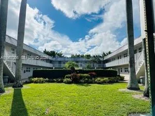 $2,200 | 2040 Northwest 89th Avenue, Unit 104, Pembroke Pines, FL 33024