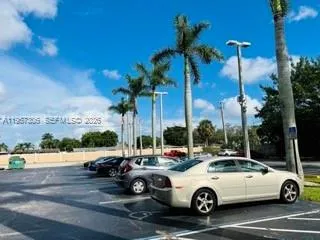 $2,200 | 2040 Northwest 89th Avenue, Unit 104, Pembroke Pines, FL 33024