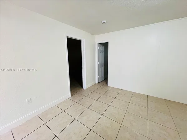 $2,200 | 2040 Northwest 89th Avenue, Unit 104, Pembroke Pines, FL 33024