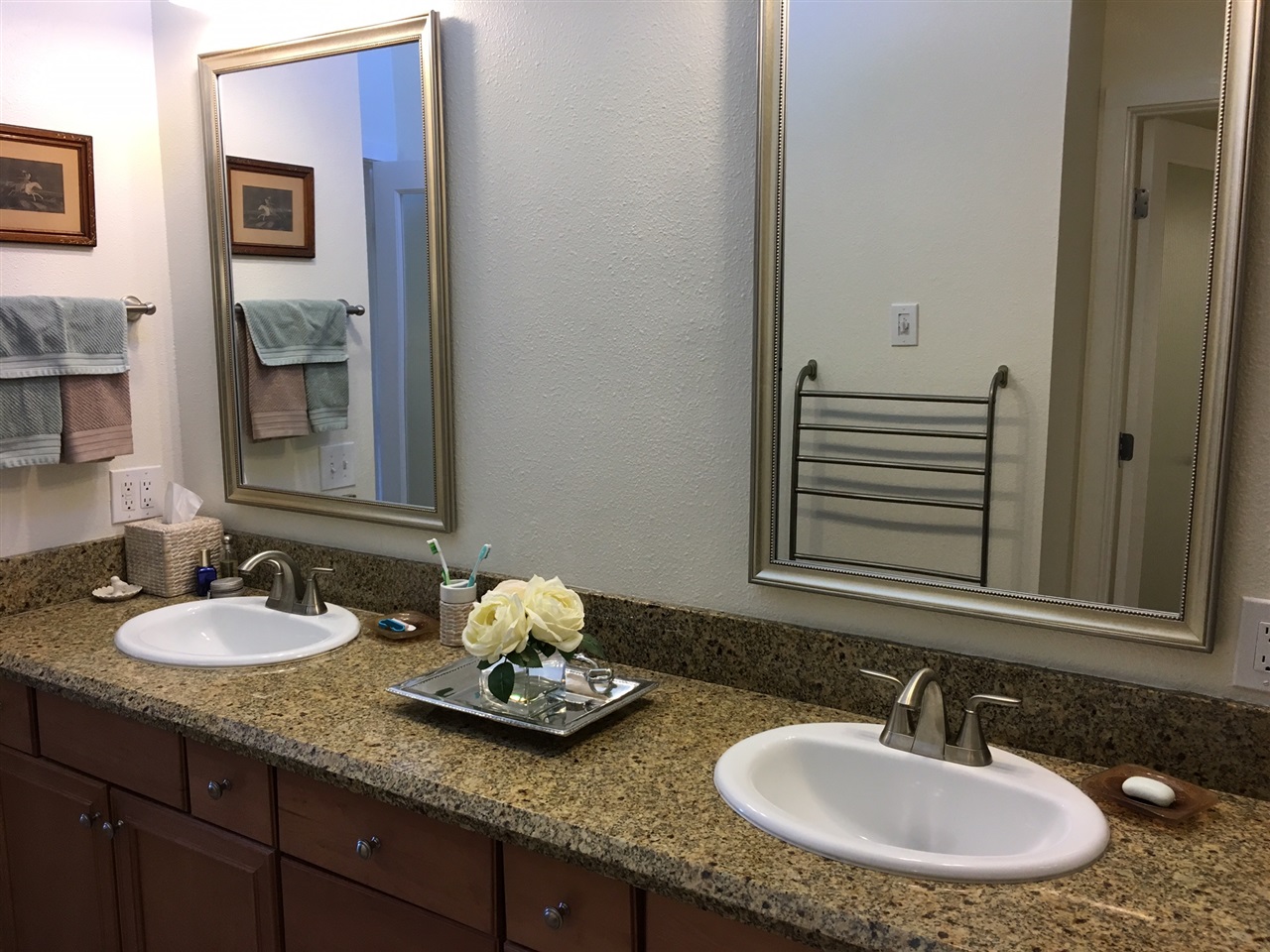8639 Circle R Course Lane Escondido, CA 92026 - Photo 17 of 21 Nicely remodeled Master Bath. Keep your towels warm & dry on the heating rack.