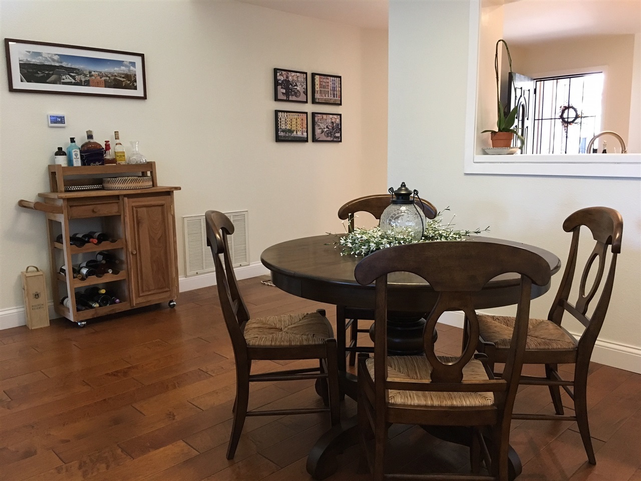 8639 Circle R Course Lane Escondido, CA 92026 - Photo 5 of 21 Opens to the Living room with a pass-thru to kitchen.