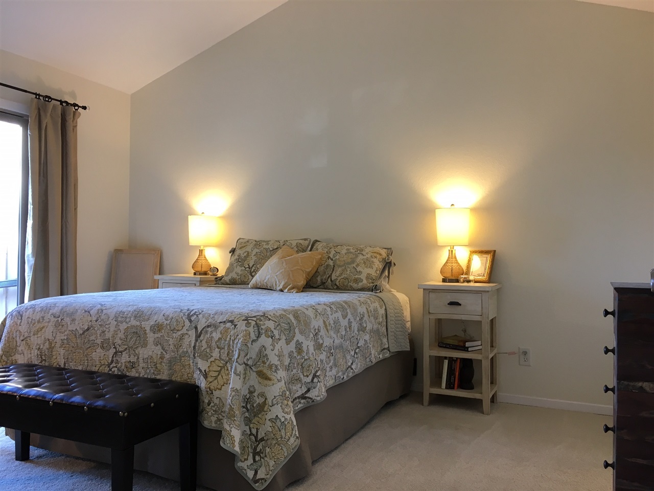 8639 Circle R Course Lane Escondido, CA 92026 - Photo 7 of 21 Large Master Bedroom with access to rear patio.