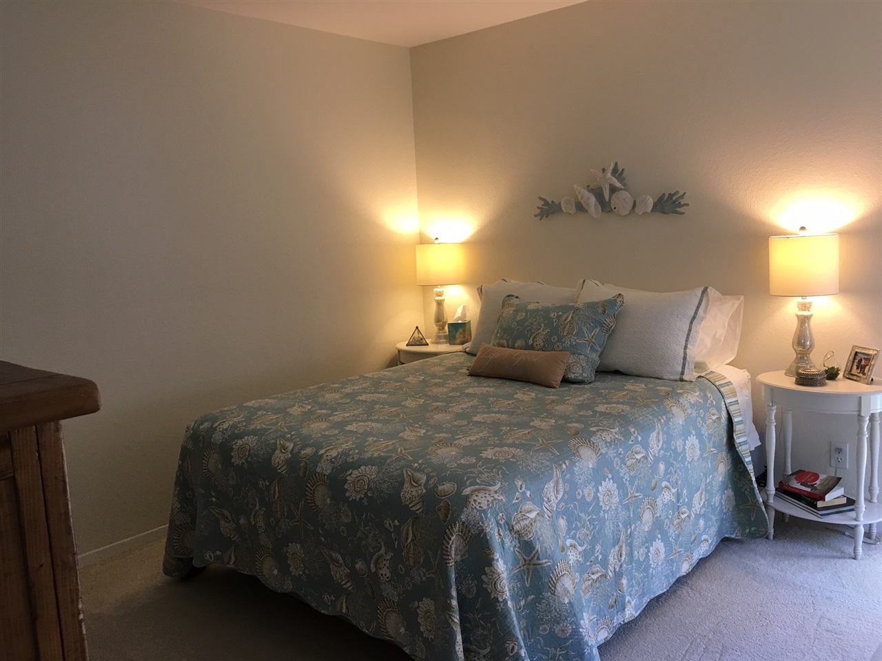 8639 Circle R Course Lane Escondido, CA 92026 - Photo 9 of 21 Spacious bedroom #2.