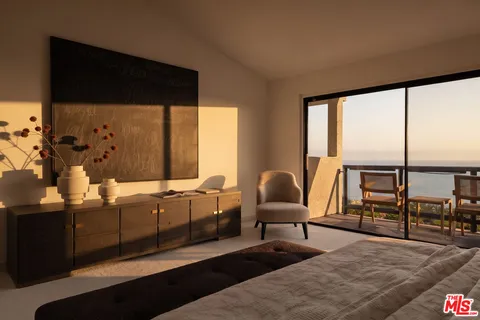 $7,450,000 | 24750 Vantage Point Terrace, Malibu, CA 90265