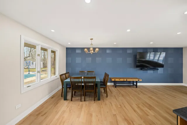 $4,000 | 641 Woods Street, Frankfort, IL 60423