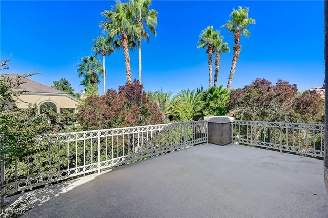 $4,400 | 8816 Cortile Drive, Las Vegas, NV 89134