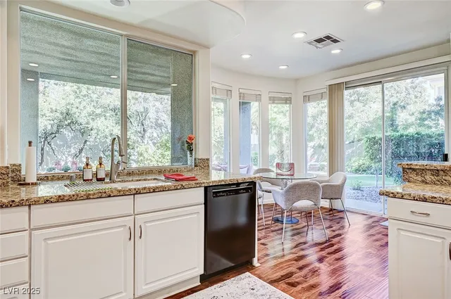 $4,400 | 8816 Cortile Drive, Las Vegas, NV 89134