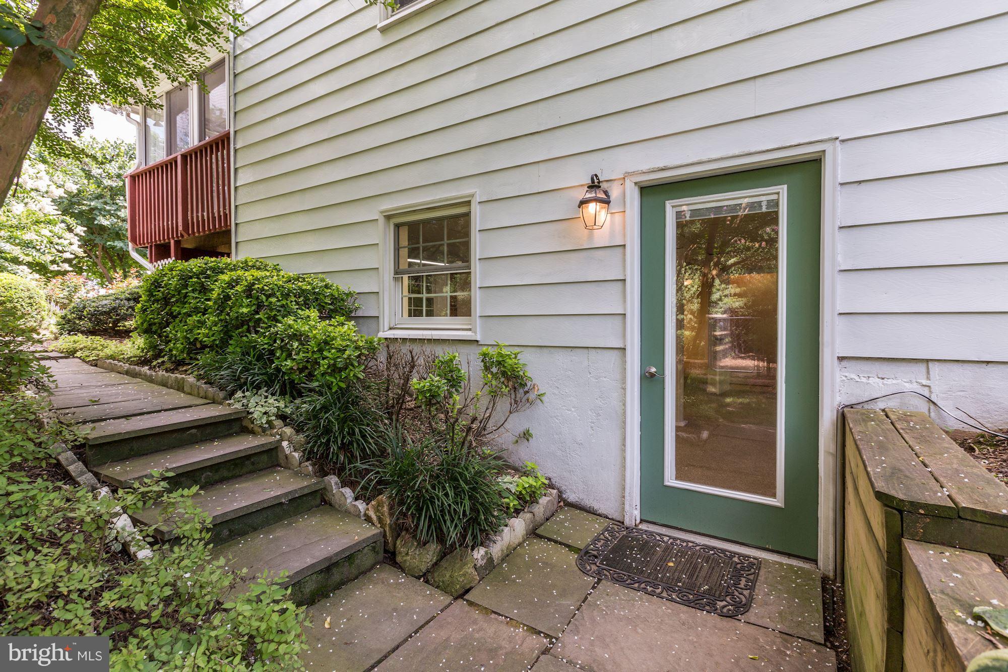 10917 Rawley Road New Market, MD 21774 - Photo 25 of 30 Pathway to basement