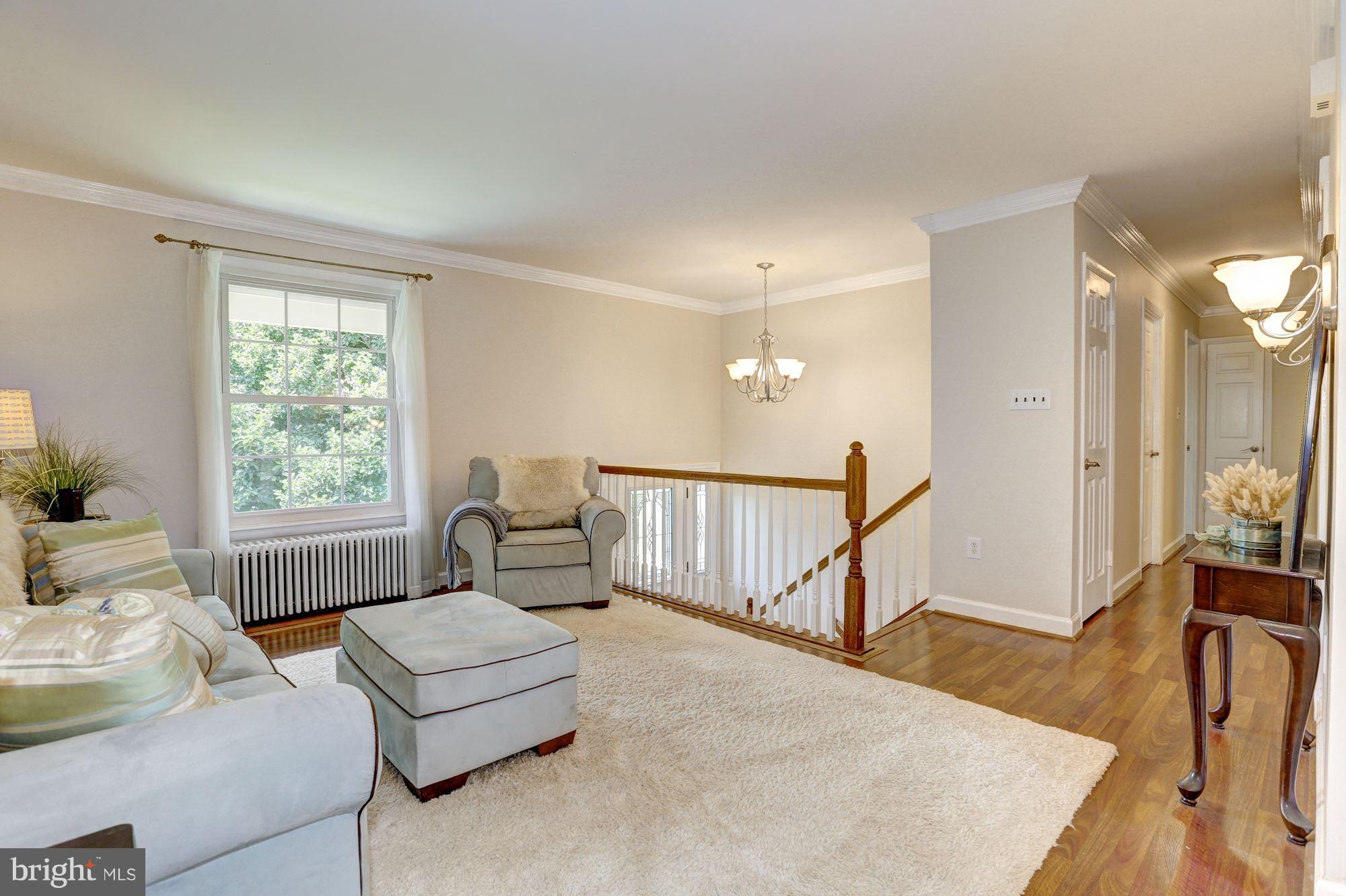 10917 Rawley Road New Market, MD 21774 - Photo 4 of 30 Living Room