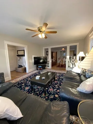 $2,800 | 7 High Street, Unit 1, Somerville, MA 02144