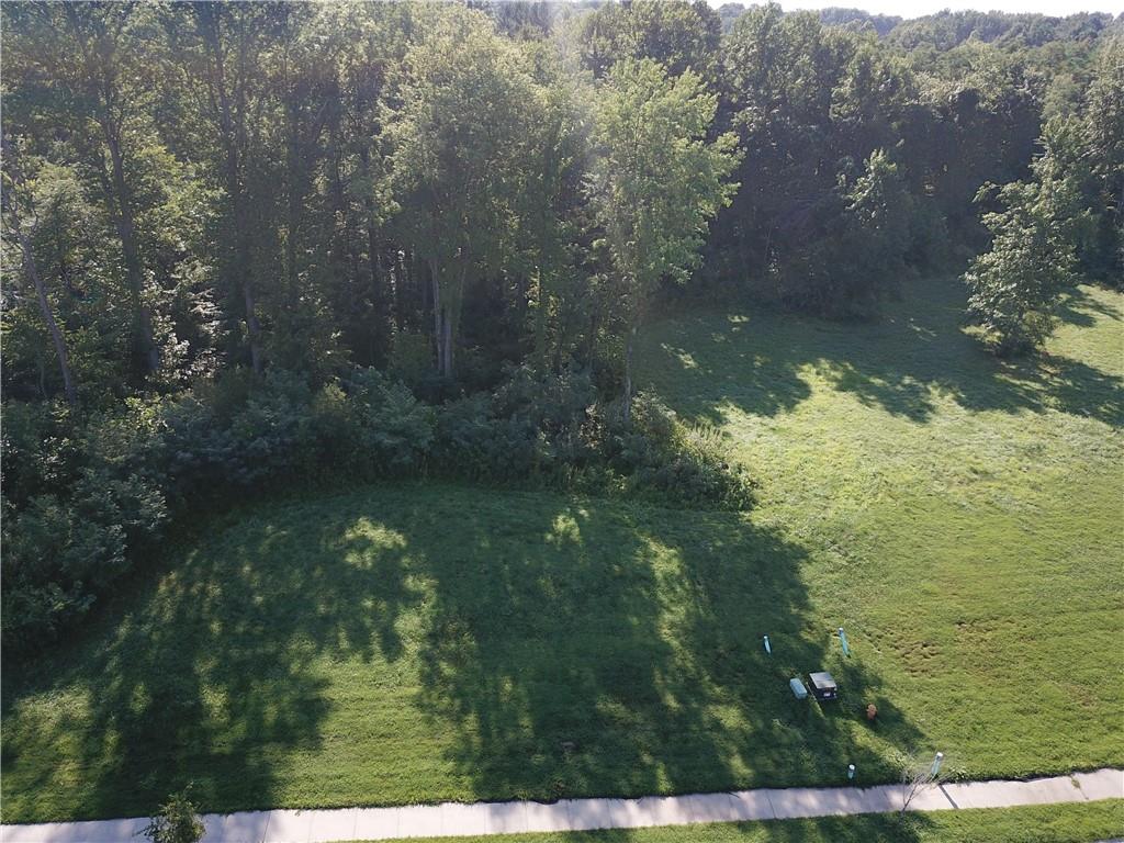 1877 Tipton Pointe Court Columbus, IN 47201 - Photo 9 of 9