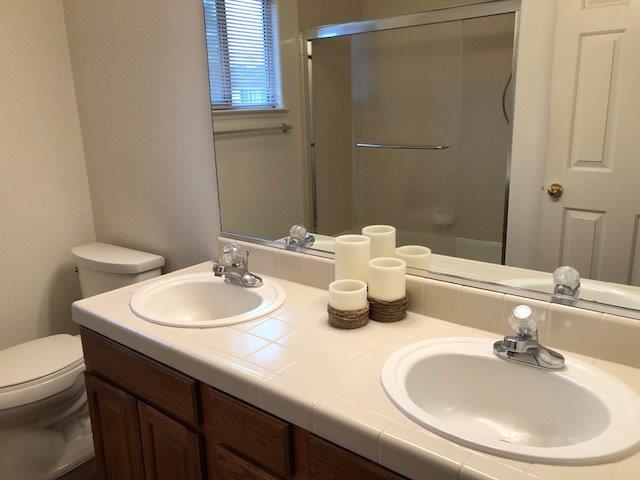 2034 North Sunny Lane Reedley, CA 93654 - Photo 14 of 27 Gallery Image 14