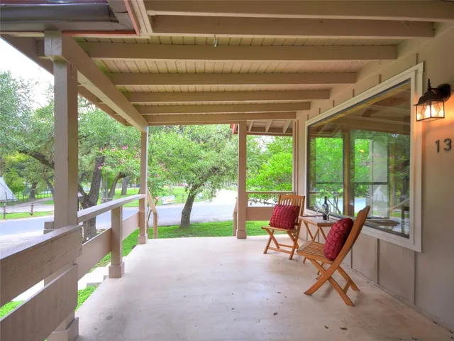 $1,750 | 154 Woodcreek Drive, Unit 13, Wimberley, TX 78676