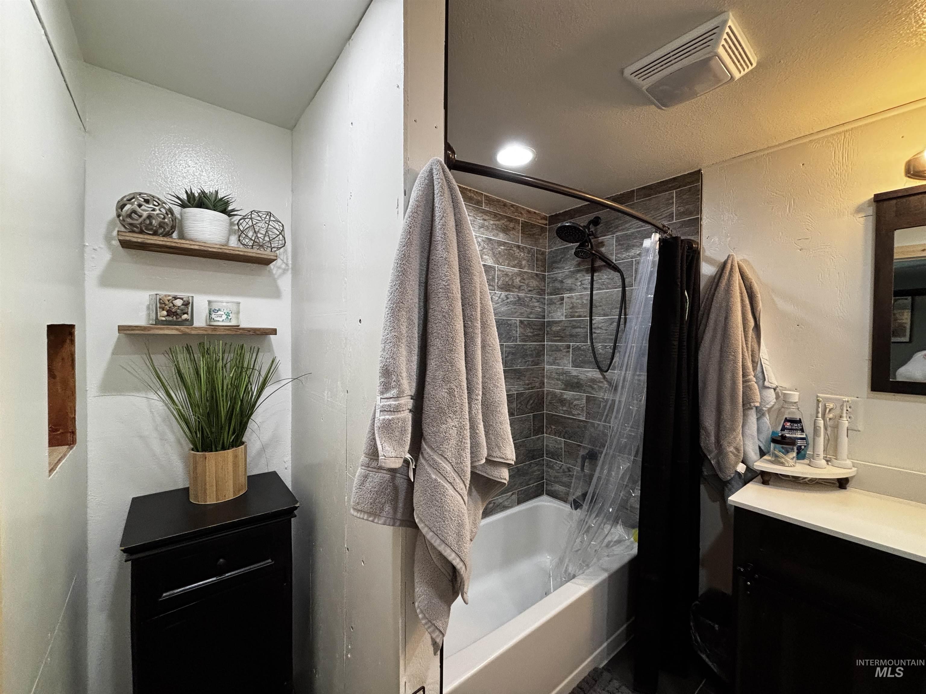 2217 4000 North Filer, ID 83328 - Photo 17 of 49