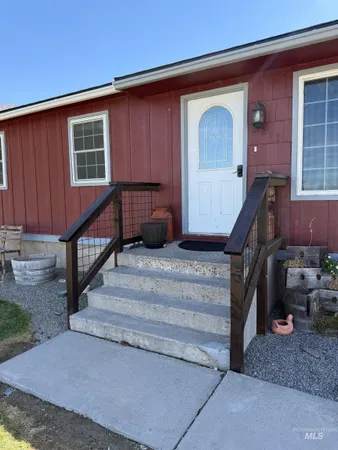 $345,000 | 2217 4000 North, Filer, ID 83328