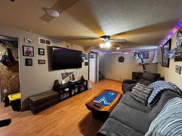 $345,000 | 2217 4000 North, Filer, ID 83328