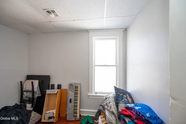 $195,000 | 184 North Lake Avenue, Albany, NY 12206