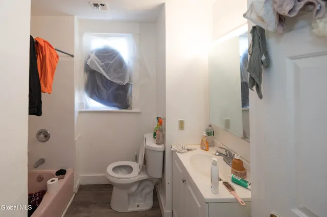 $195,000 | 184 North Lake Avenue, Albany, NY 12206