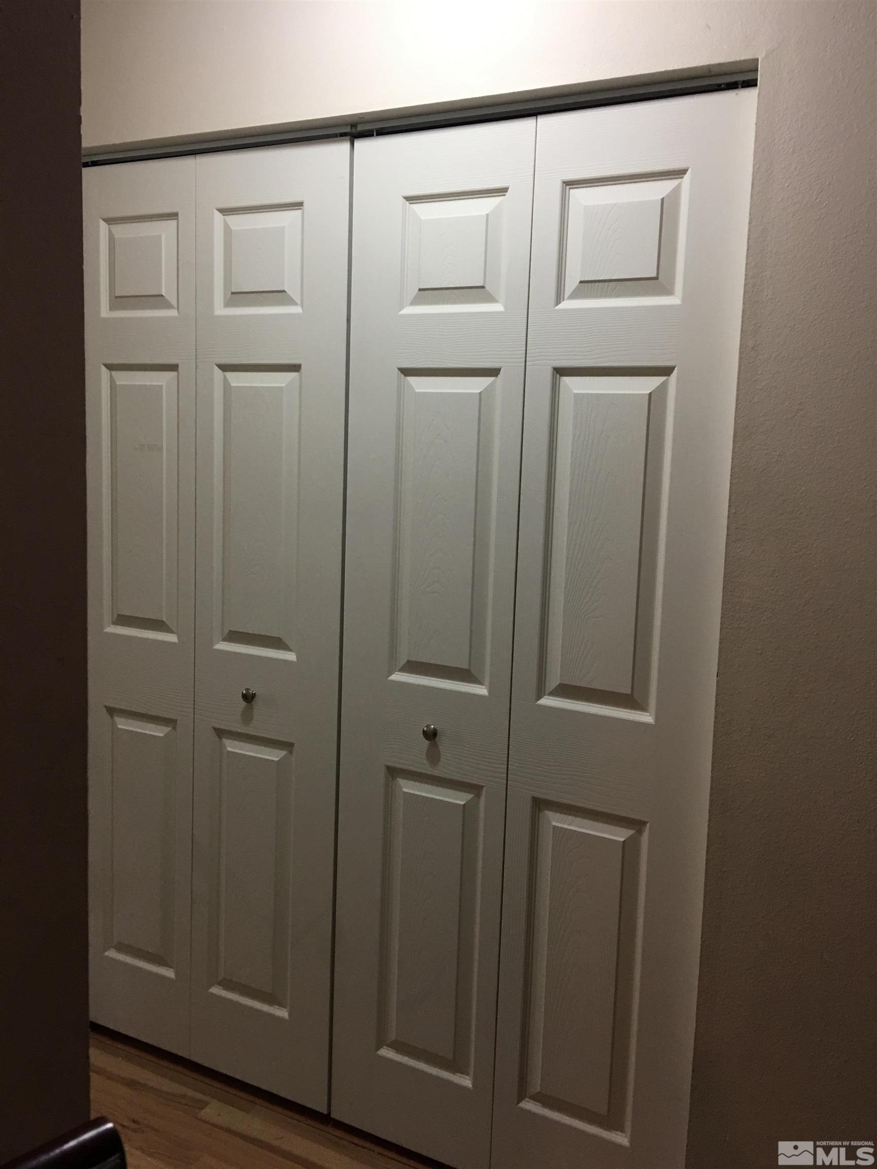 325 Smithridge Park Reno, NV 89502 - Photo 8 of 16 a view of a closet