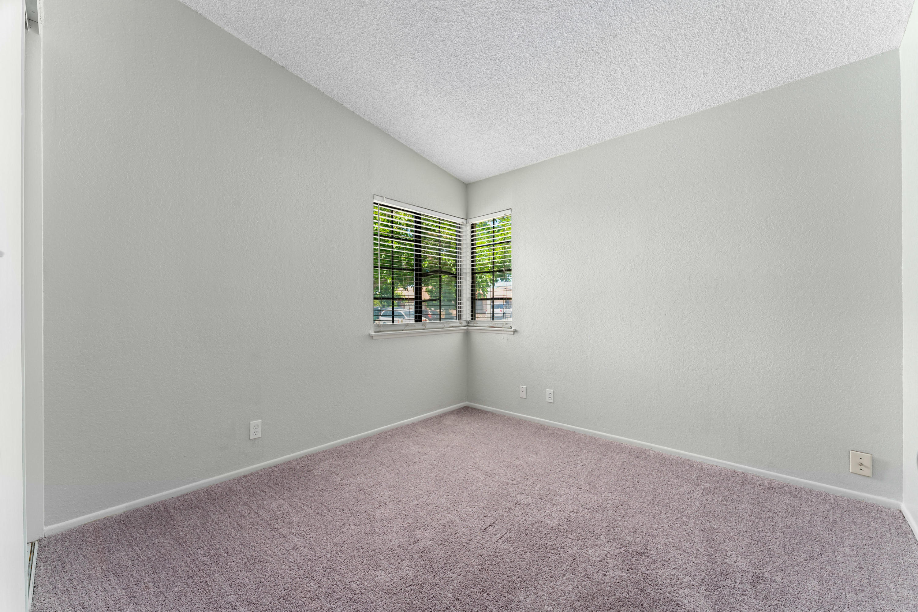4630 Table Mountain Road Palmdale, CA 93552 - Photo 15 of 29 4630 Table Mountain Rd_InView-Media-16