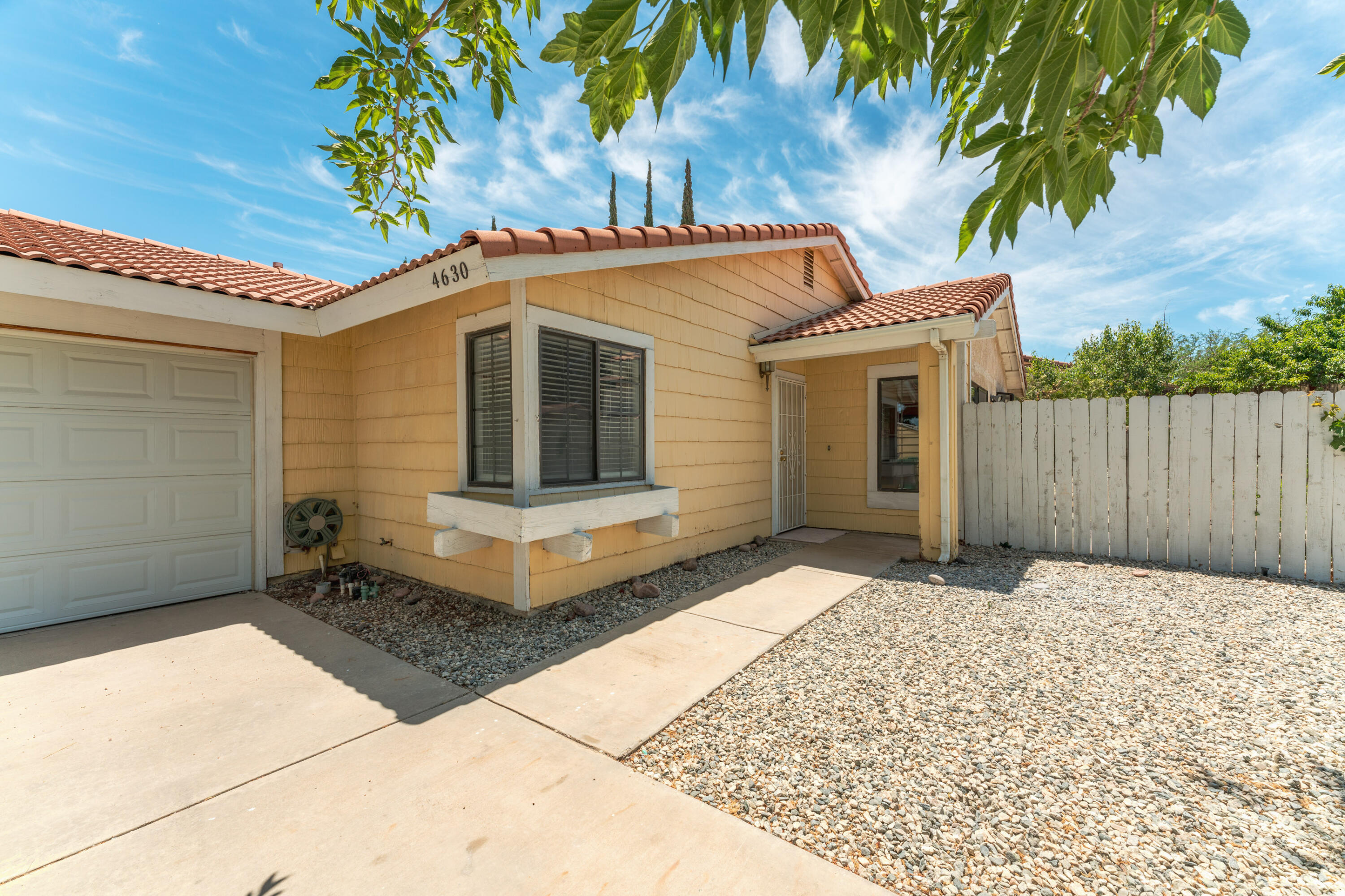 4630 Table Mountain Road Palmdale, CA 93552 - Photo 3 of 29 4630 Table Mountain Rd_InView-Media-7
