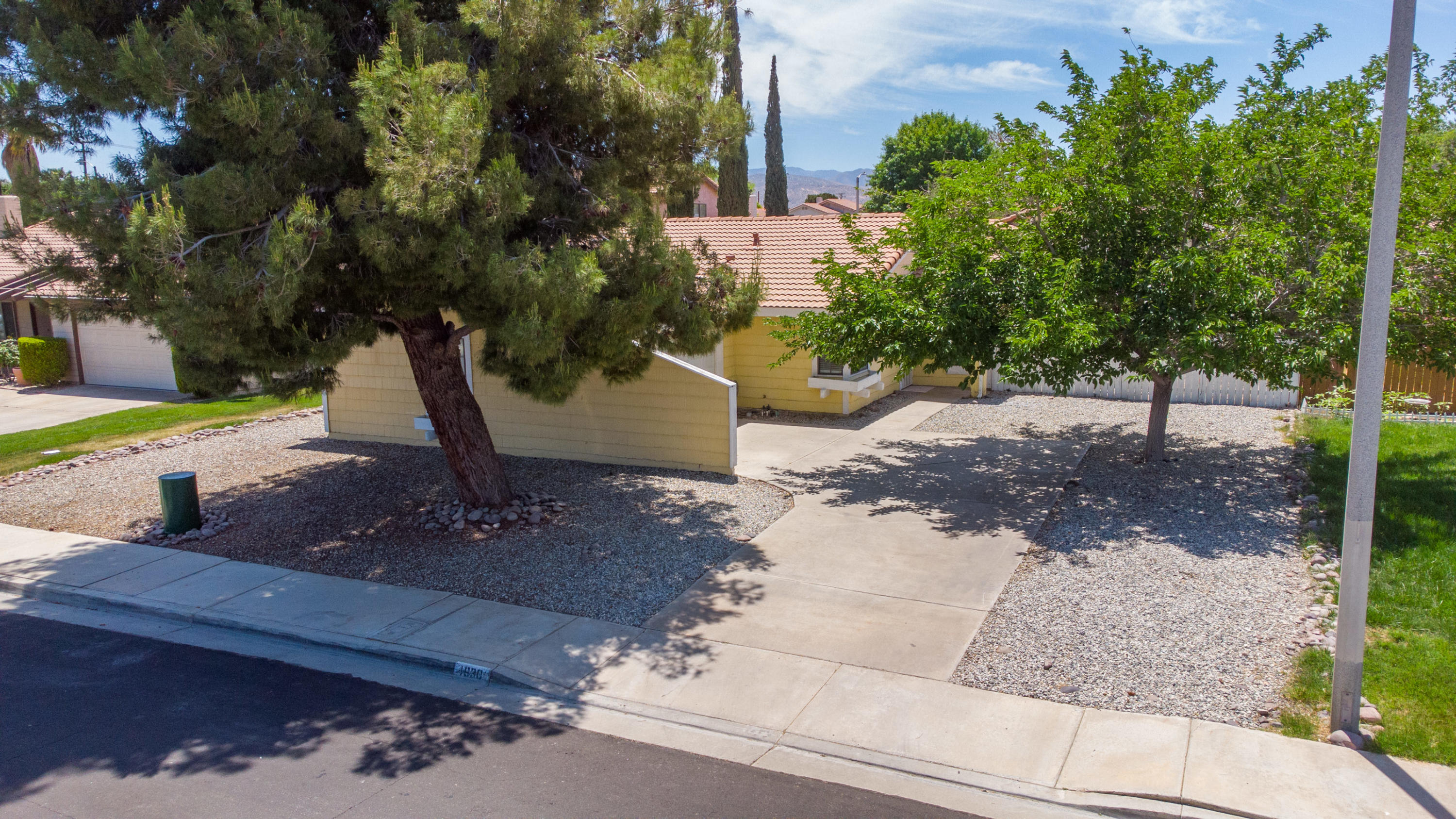 4630 Table Mountain Road Palmdale, CA 93552 - Photo 4 of 29 4630 Table Mountain Rd_InView-Media-3