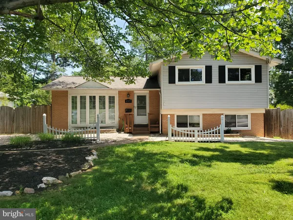 $3,400 | 4517 Mayfield Drive, Annandale, VA 22003