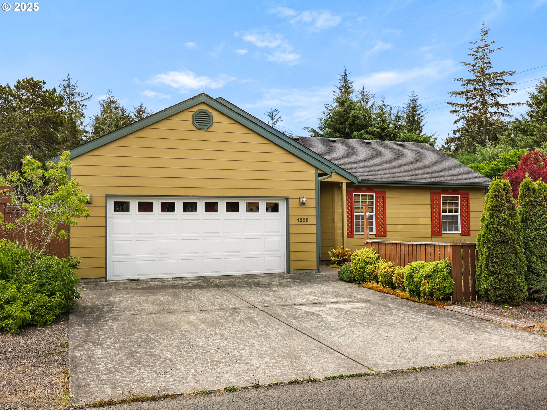 1305 Sandy Ridge Road Gearhart, OR 97138 - Photo 1 of 48 Gallery Image 1