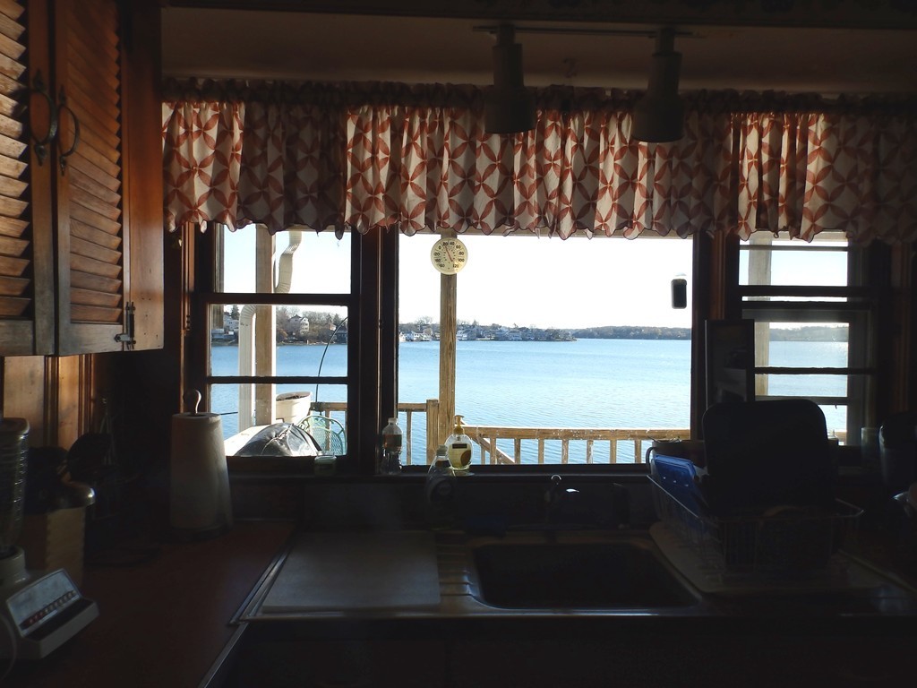 27 Edgewater Road Hull, MA 02045 - Photo 18 of 30