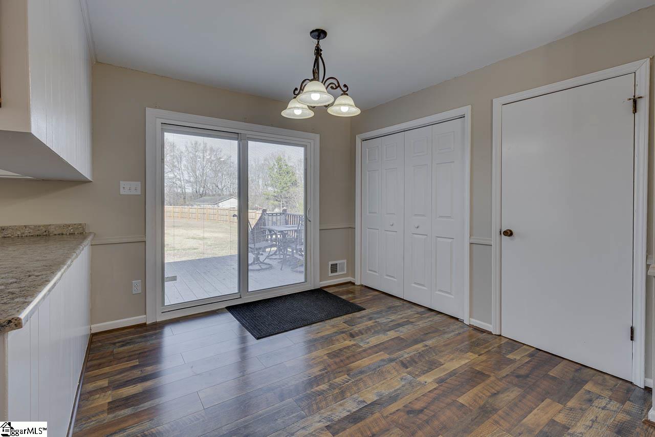 103 State Rd S-42-9652 Moore, SC 29369 - Photo 11 of 32