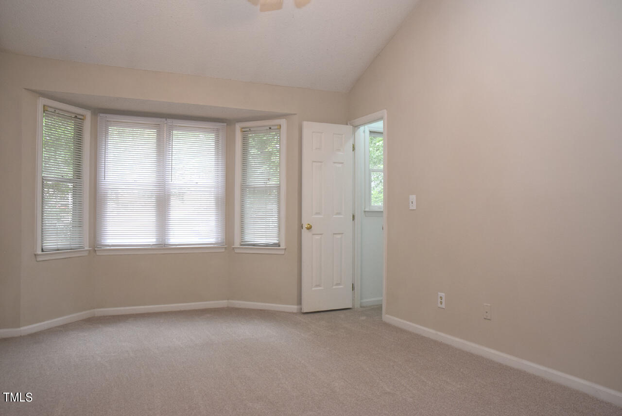 4960 Royal Adelaide Way Raleigh, NC 27604 - Photo 21 of 52 Primary Suite