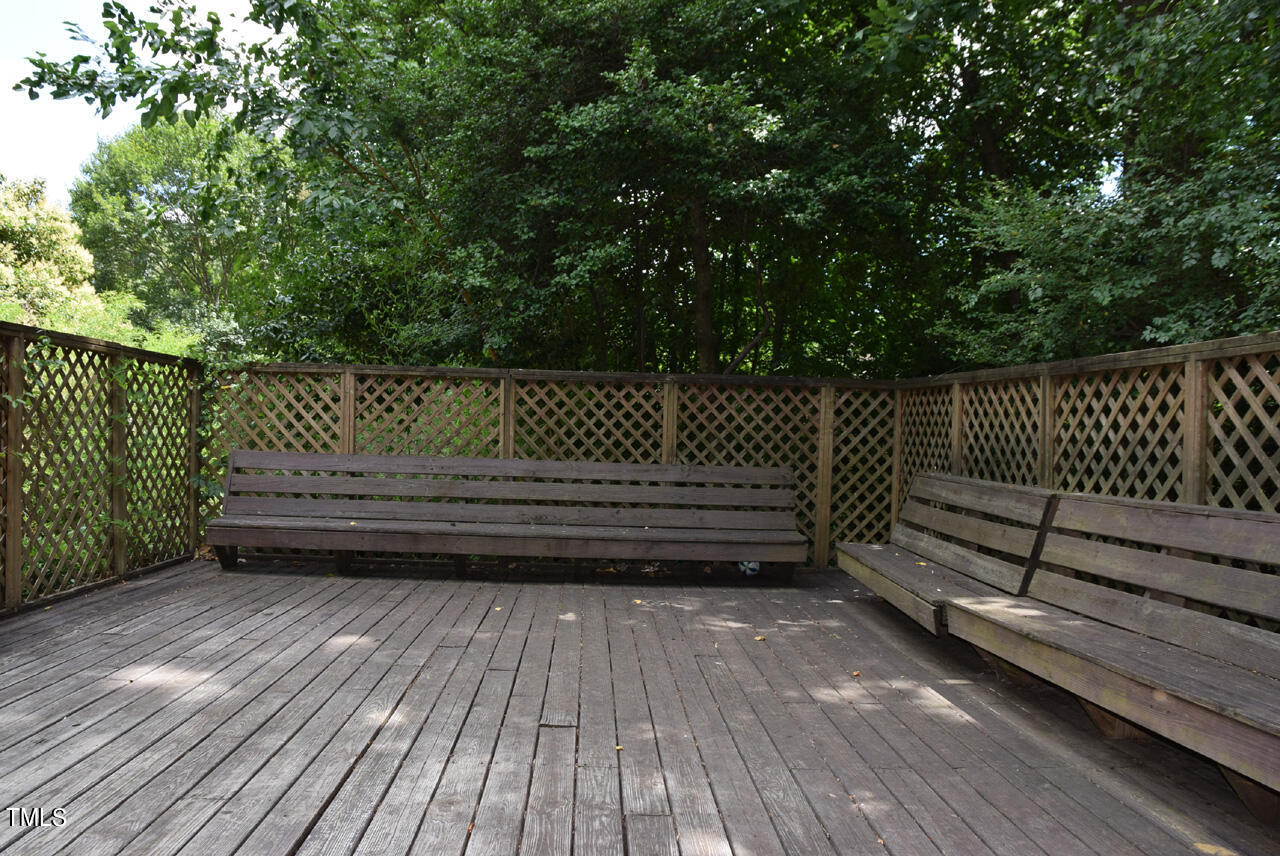 4960 Royal Adelaide Way Raleigh, NC 27604 - Photo 37 of 52 Deck 202406