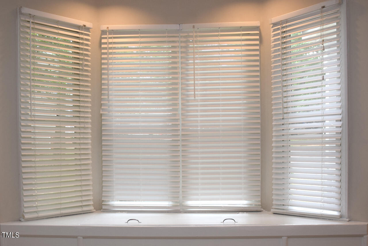 4960 Royal Adelaide Way Raleigh, NC 27604 - Photo 5 of 52 Bay Window Seat