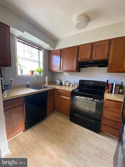 2509 South Walter Reed Drive, Unit D Arlington, VA 22206 - Photo 3 of 8