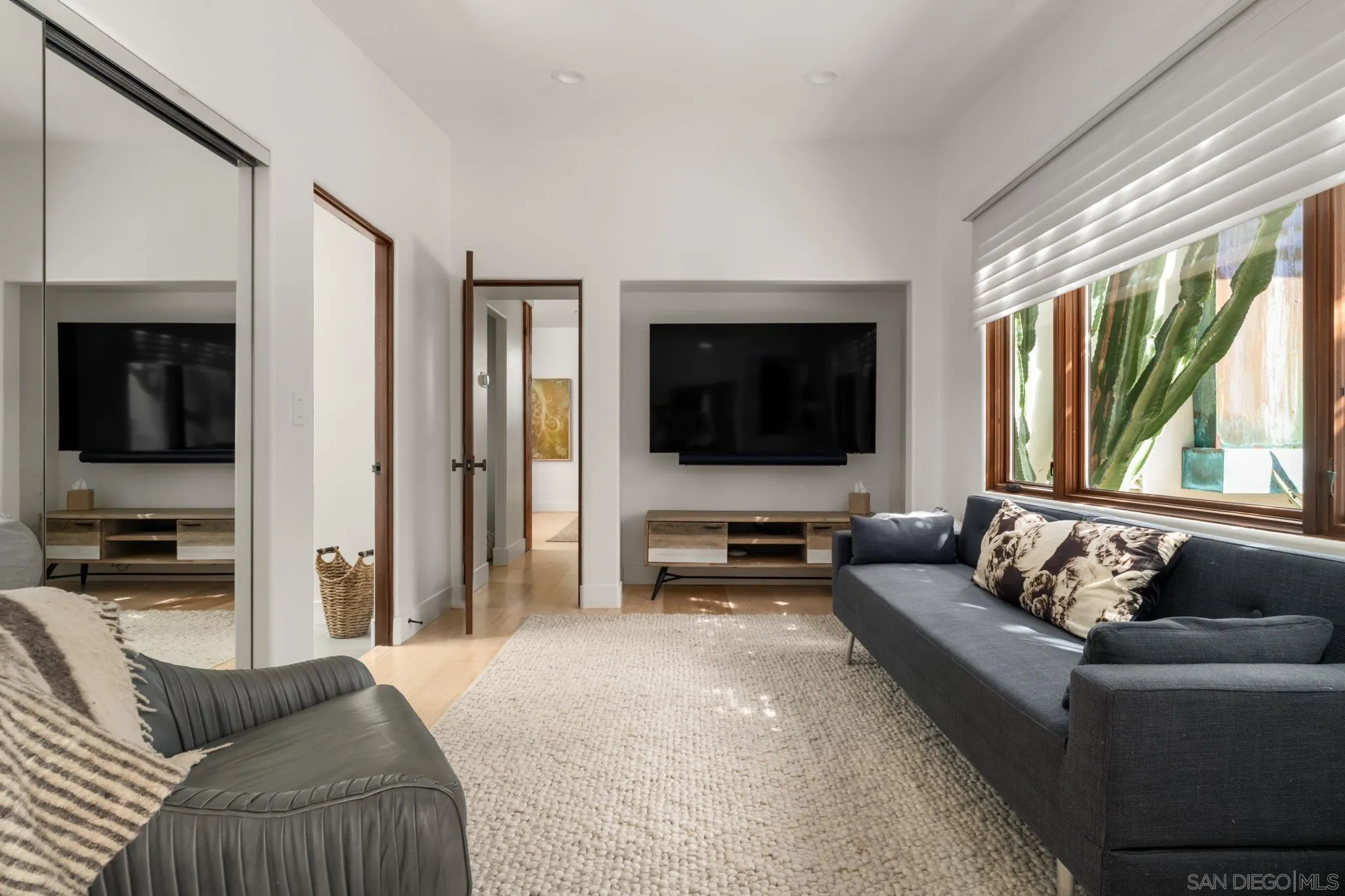 1370 Neptune Avenue Encinitas, CA 92024 - Photo 15 of 30